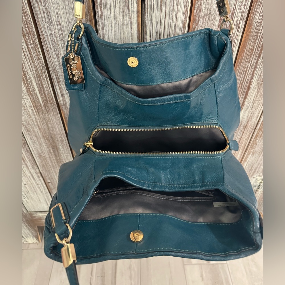 Coach Madison Phoebe Gathered Twist Teal Leather Shoulder Bag - Picture 4 of 8
